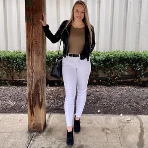 Meet your Posher, Sydney